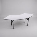 Table incurvée